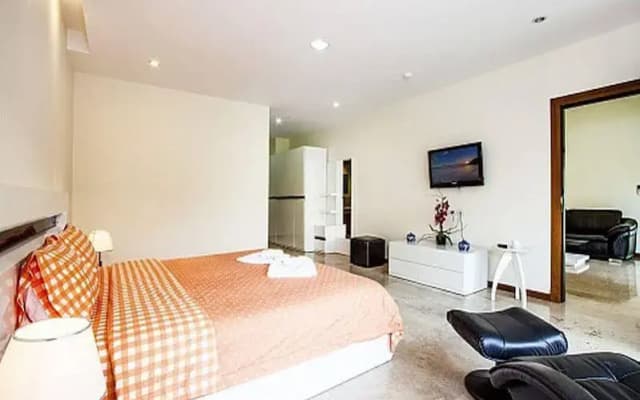 Pratumnak Hill Apartment Studio - photo 4