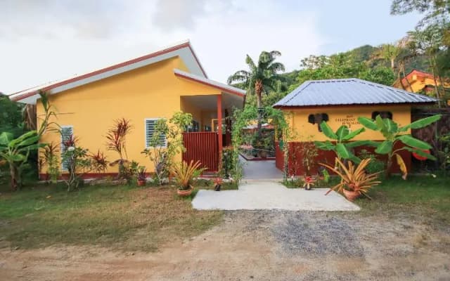OYO 75342 Ban Elephant Blanc Bungalow - photo 4