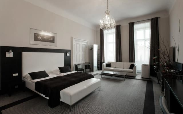 Old Town Square Residence by Emblem - photo 2