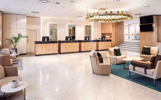 Melia Avenida América - photo 2