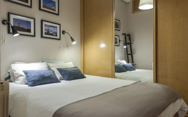 Apartamento Palacio Real IV - photo 3