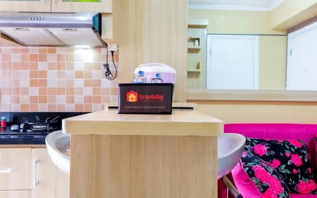 Simply 2BR Green Pramuka City Apartment near Cempaka Putih - photo 4