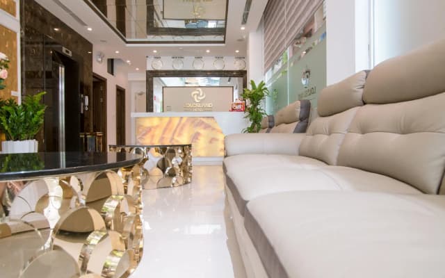 Louisland Hotel - photo 2