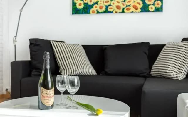 Flat In Barcelona - photo 2