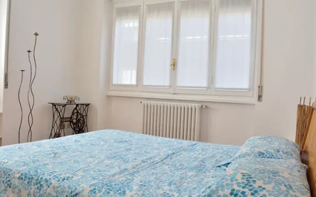 Italian Artist's Flat - photo 2