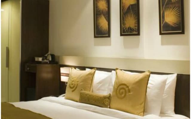 Shervani Hotel Nehru Place - photo 4