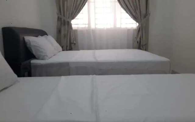 Taiping Lakeview Homestay - photo 2
