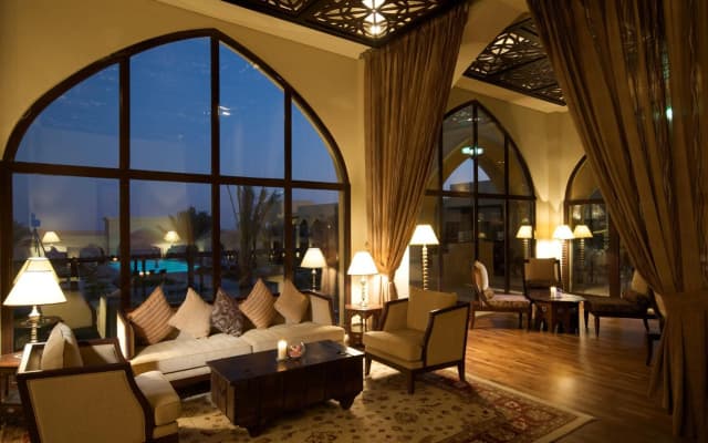 Tilal Liwa Hotel - photo 2