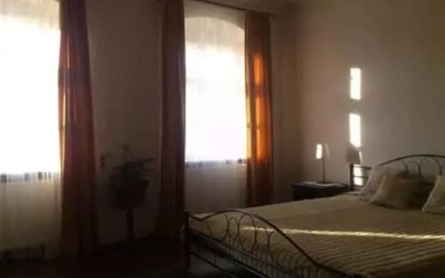 Castle Court Apartman - photo 3