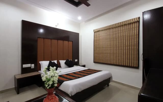 Hotel Mohan International - photo 4