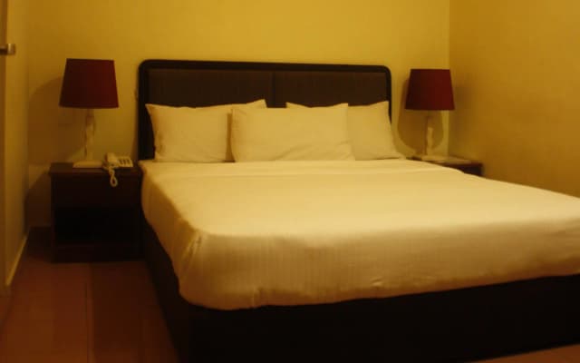 DM Hotel - photo 4