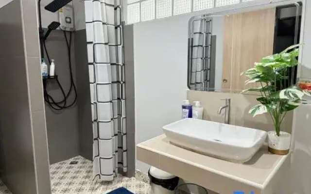 Terlyn Hostel & Cafe - photo 2