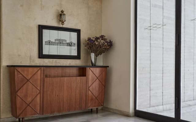 Chic n Bright 3 Bd Apt with Hilton View - photo 2