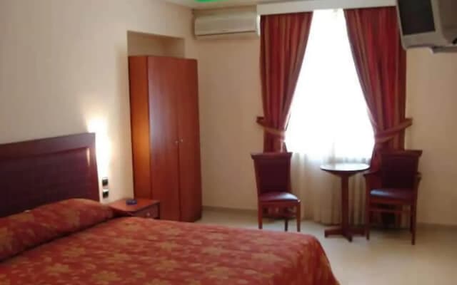 Theoxenia Hotel - photo 3