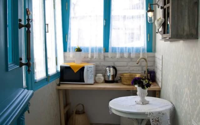 Creative Home in Old Tbilisi - photo 3