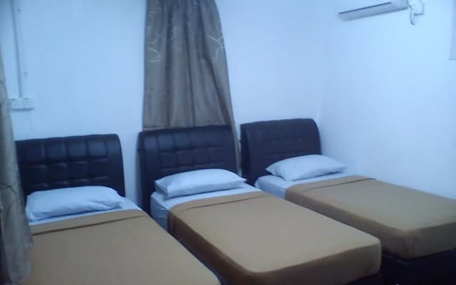 Nur Merang Inn Resort - photo 2
