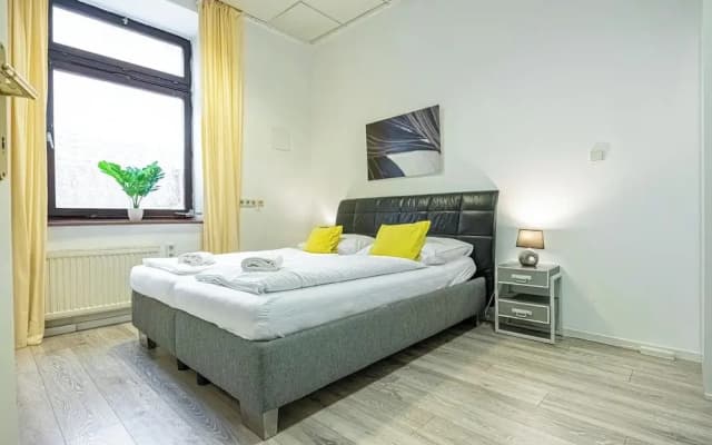 Bright 1BR Apartment in Central Vienna - photo 2