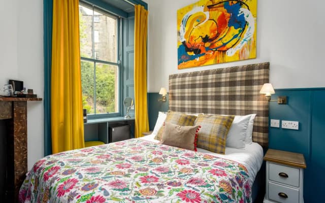 New Town Guest House - photo 2