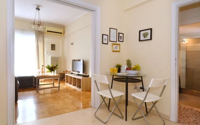 Exarchia a nice and cozy apartment - photo 5