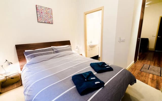 Flinders House - photo 5