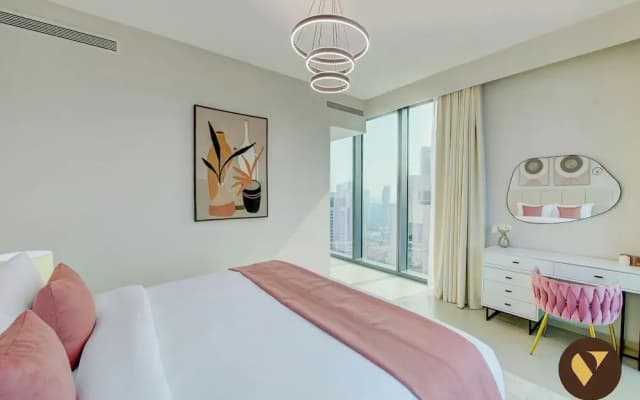 Vogue | Boulevard Heights near Burj Khalifa | Dubai mall - photo 5