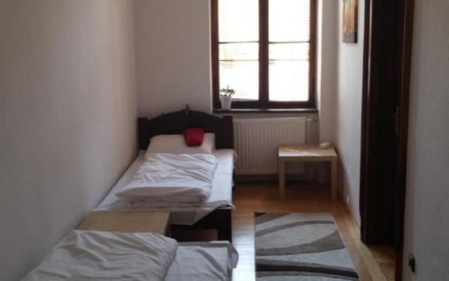 Walking Bed Budapest Hostel - photo 5