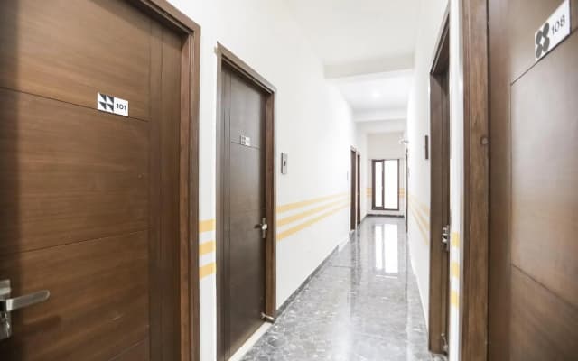 OYO 73922 Goodvibe Hotel - photo 2