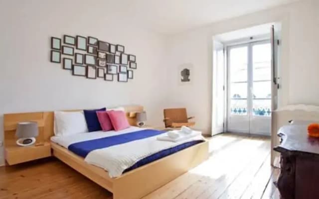 Spacious Sunny Flat- Baixa / Rossio - photo 2