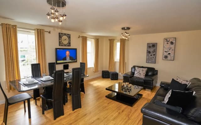 Edinburgh Pearl Apartments - Dalry Gait - photo 4
