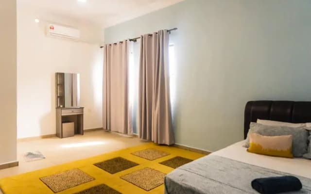 2 Storey Semi-D Homestay Nilai and KLIA, F1 Sepang with Pool - photo 3