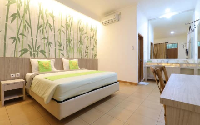 Hotel Huswah - photo 5