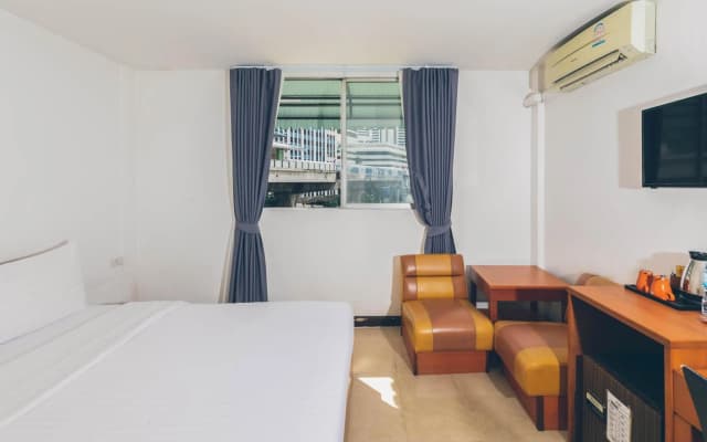 Atlas Bangkok Hotel - photo 3