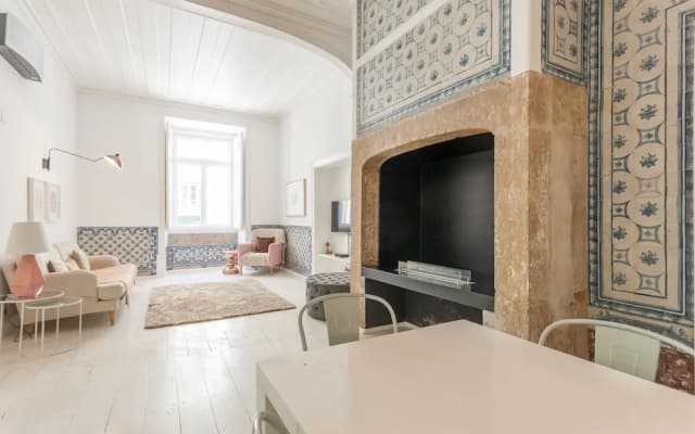 Baixa Tile Blue Two-Bedroom Apartment - by LU Holidays - photo 4
