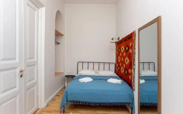 Charming 2BR Apt in Old Tbilisi - photo 2