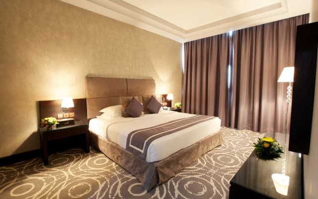 Sunday Mangrove Corniche Hotel - photo 3