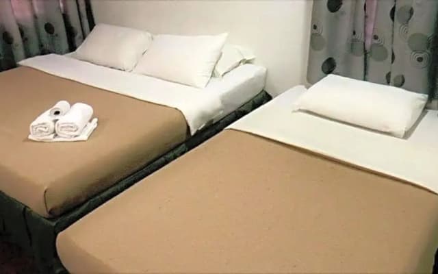 CasaPelindung Guesthouse - photo 2