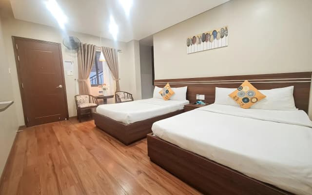 Quan Quan Hotel - photo 4