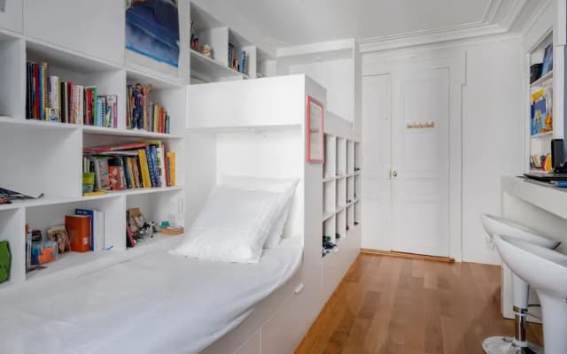 Paris Haussmann Elegant Residence - photo 2