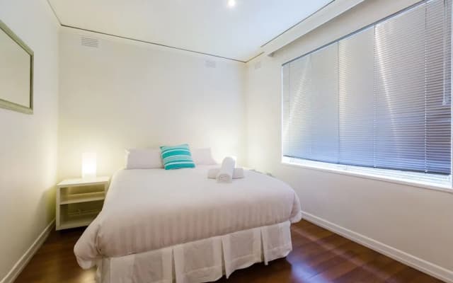SELENA, 2BDR South Yarra Apartment - photo 3