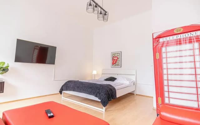 Affordable 3BR Apartment Rathausplatz - photo 5
