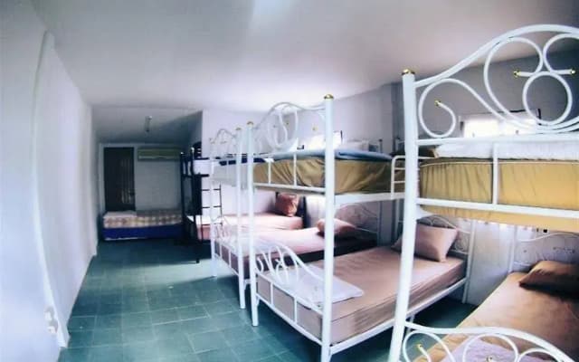 Hard Road Villas - photo 3
