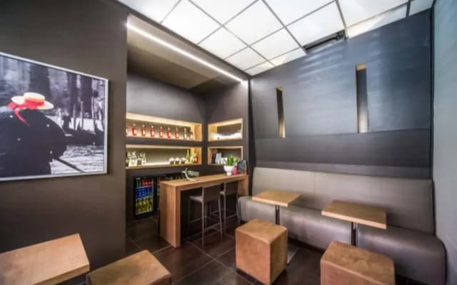 Hotel Aaron - photo 2