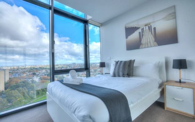ALT Tower Serviced Apartments - photo 2