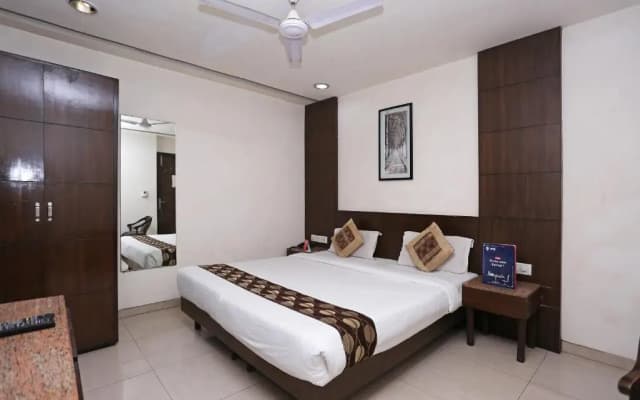 OYO 1824 Hotel Grand Peepal - photo 4
