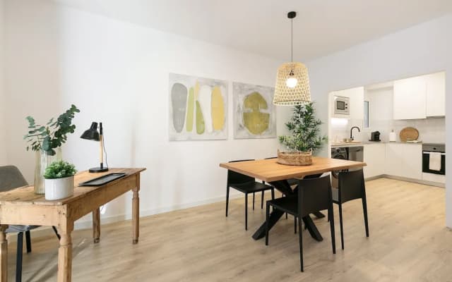 Cathedral Ramblas Apartment - photo 3