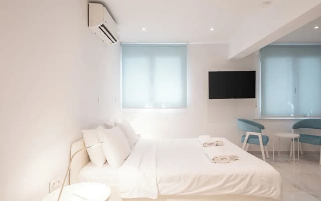 Cute and Convenient Studio in Athens - photo 4
