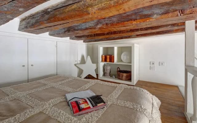 Charming Le Marais Mezzanine Studio - photo 3
