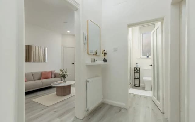 Modern Wheatfield Apartment - photo 4
