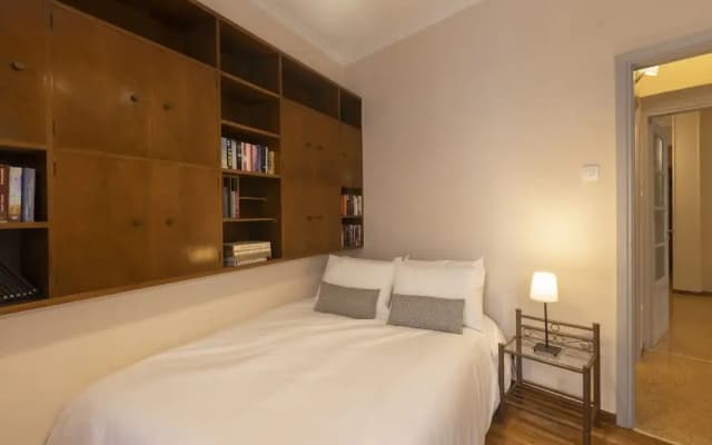 Prime Location 2BR next to the Acropolis - photo 5