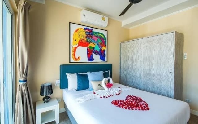 Surf & Sand Resort - photo 2